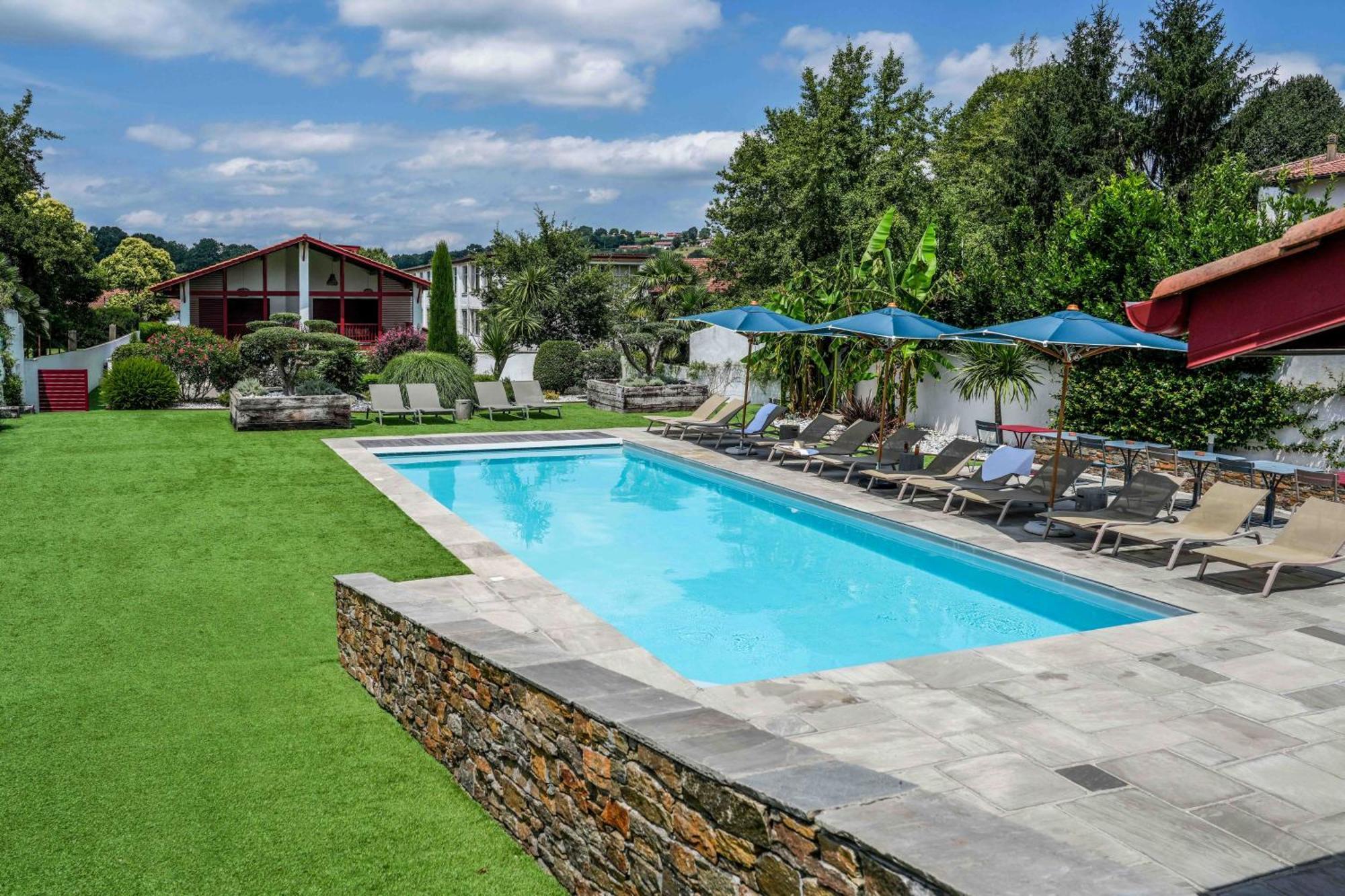 Hotel Argia Hasparren Exterior photo